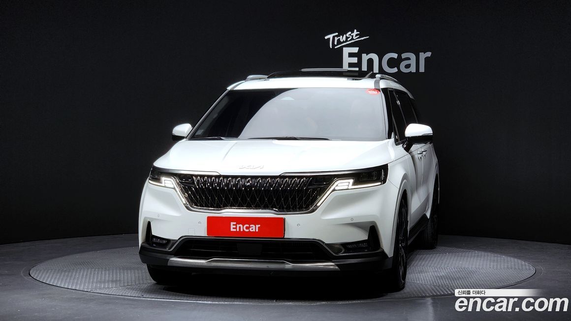 Kia Carnival 7-Seater Signature, 2023