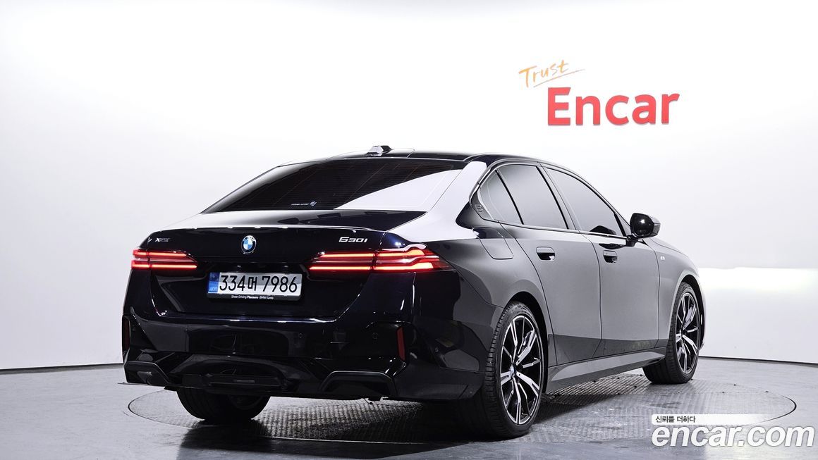 BMW 5-Series 530i xDrive M Sport, 2025