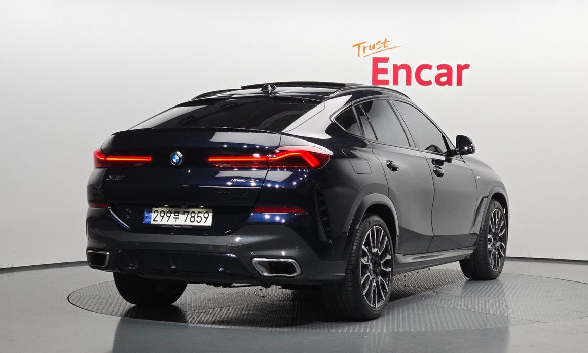 BMW X6 xDrive40i M Sport, 2024
