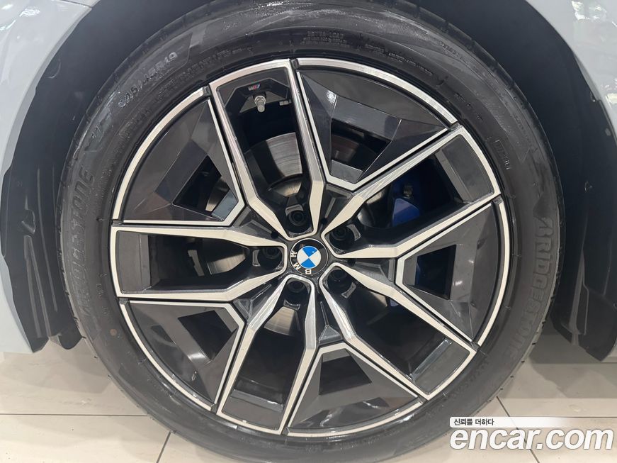 BMW 5-Series 523d M Sport, 2025