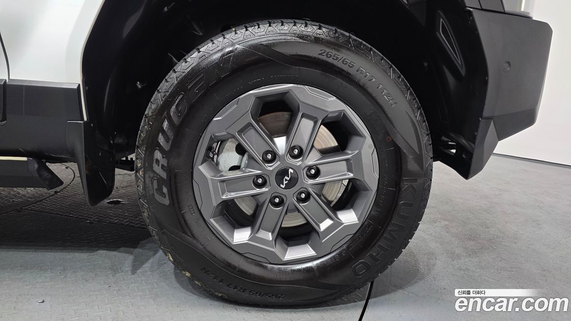 Kia Tasman 2.5T Gasoline 4WD, 2026