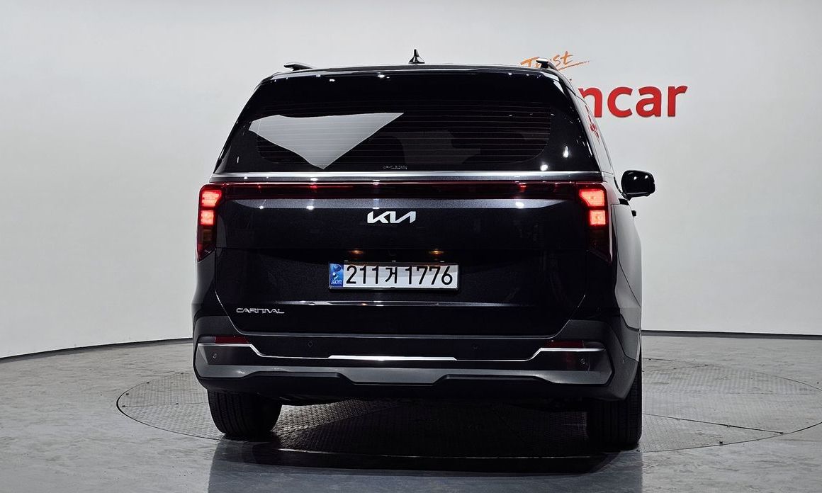 Kia Carnival 9-Seater Noblesse, 2024