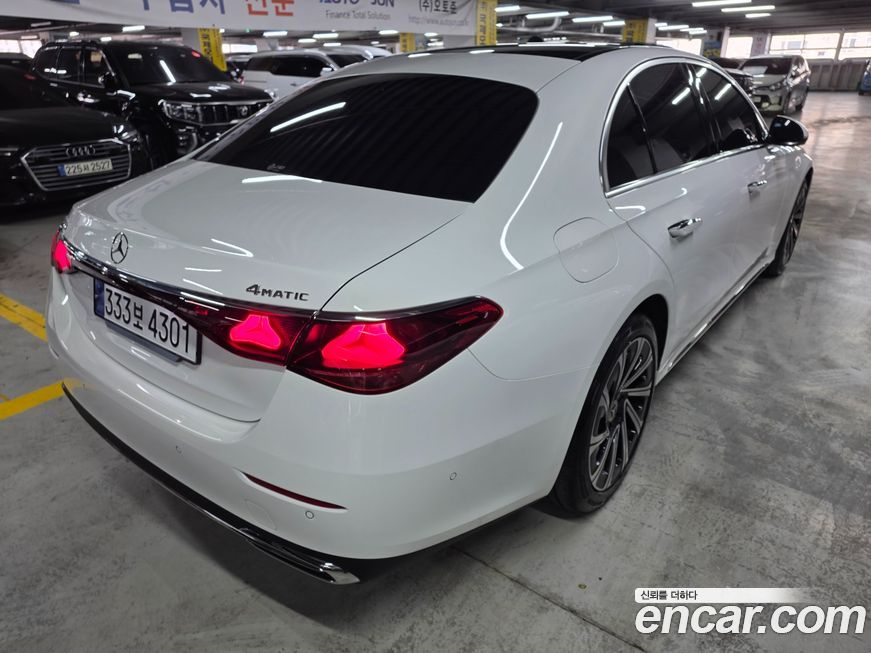 Mercedes-Benz E-Class E300 4MATIC Exclusive, 2024