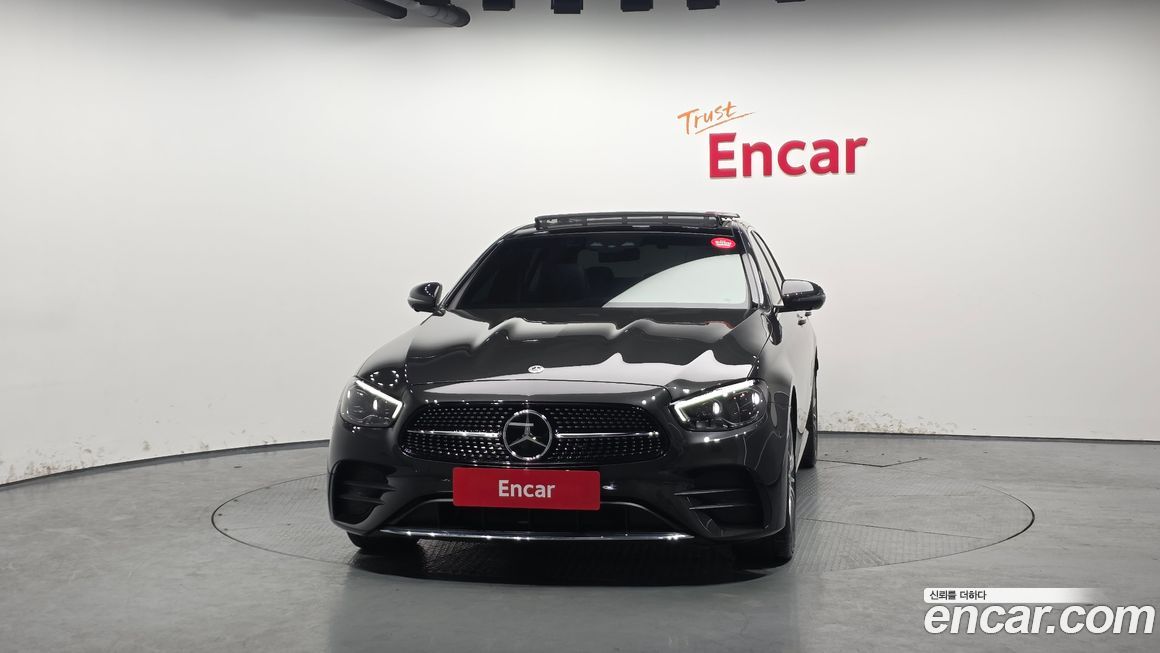 Mercedes-Benz E-Class E350 4MATIC AMG Line, 2022