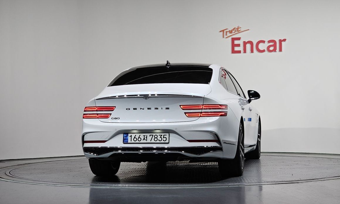 Genesis G80 Gasoline 2.5 Turbo 2WD, 2025