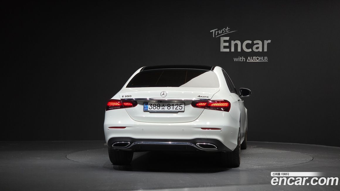 Mercedes-Benz E-Class E350 4MATIC AMG Line, 2022