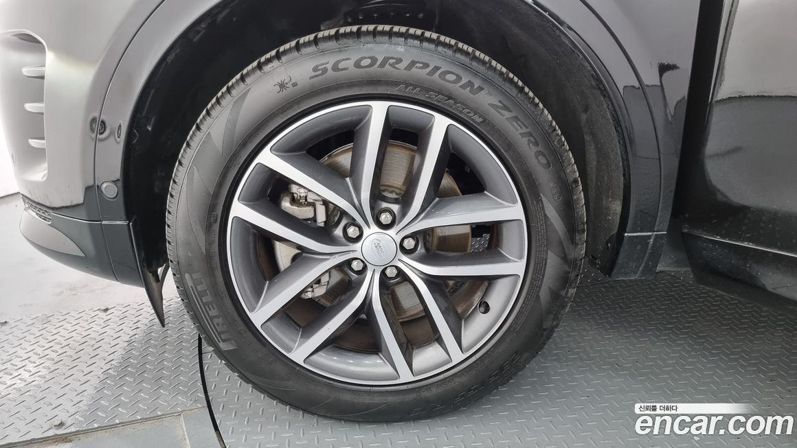 Land Rover Discovery Sport P250 Dynamic SE, 2024