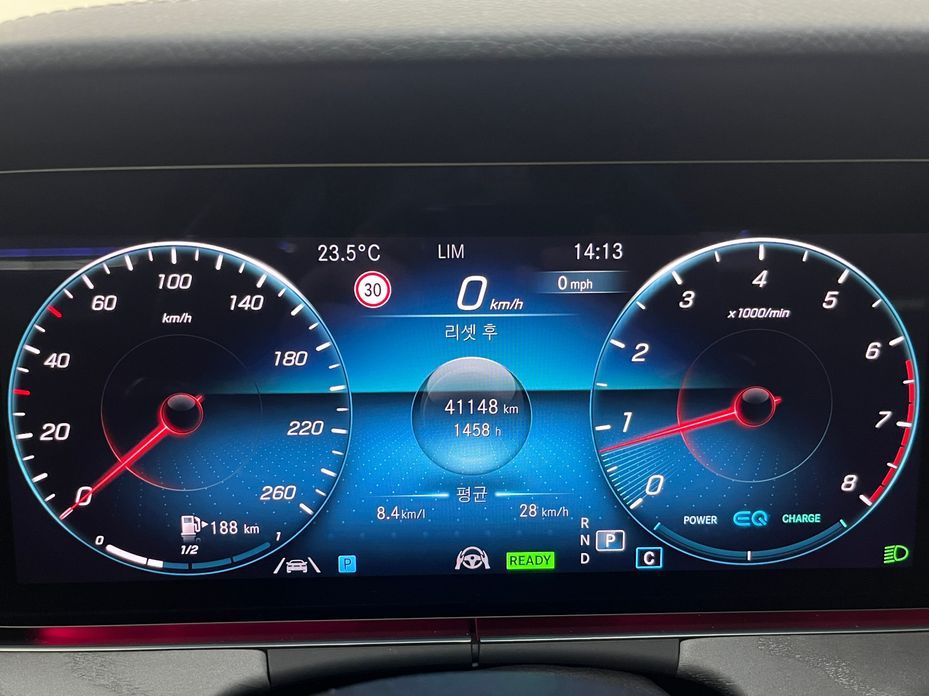 Mercedes-Benz E-Class E350 4MATIC AMG Line, 2022