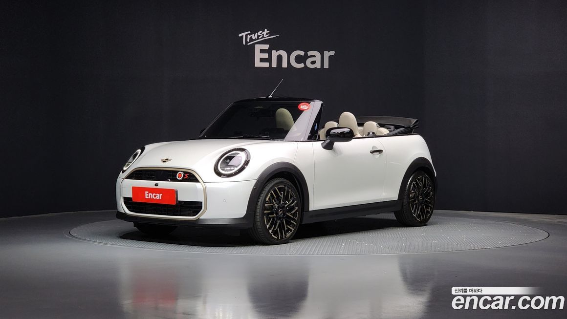 Mini Cooper Convertible Favoured, 2025