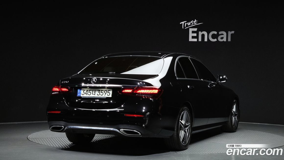 Mercedes-Benz E-Class E250 AMG Line, 2023