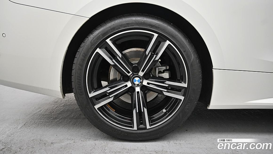 BMW 4-Series 420i M Sport Convertible, 2023