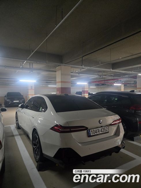 BMW 5-Series 523d M Sport, 2024