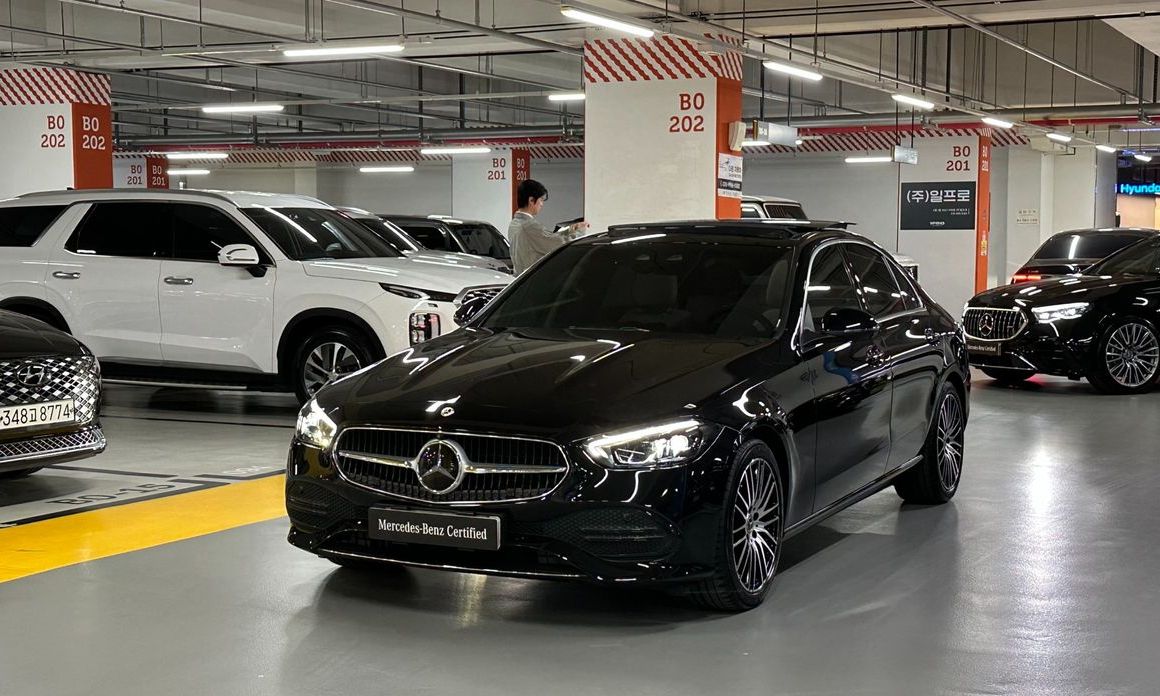 Mercedes-Benz C-Class C300 4MATIC Avantgarde, 2024