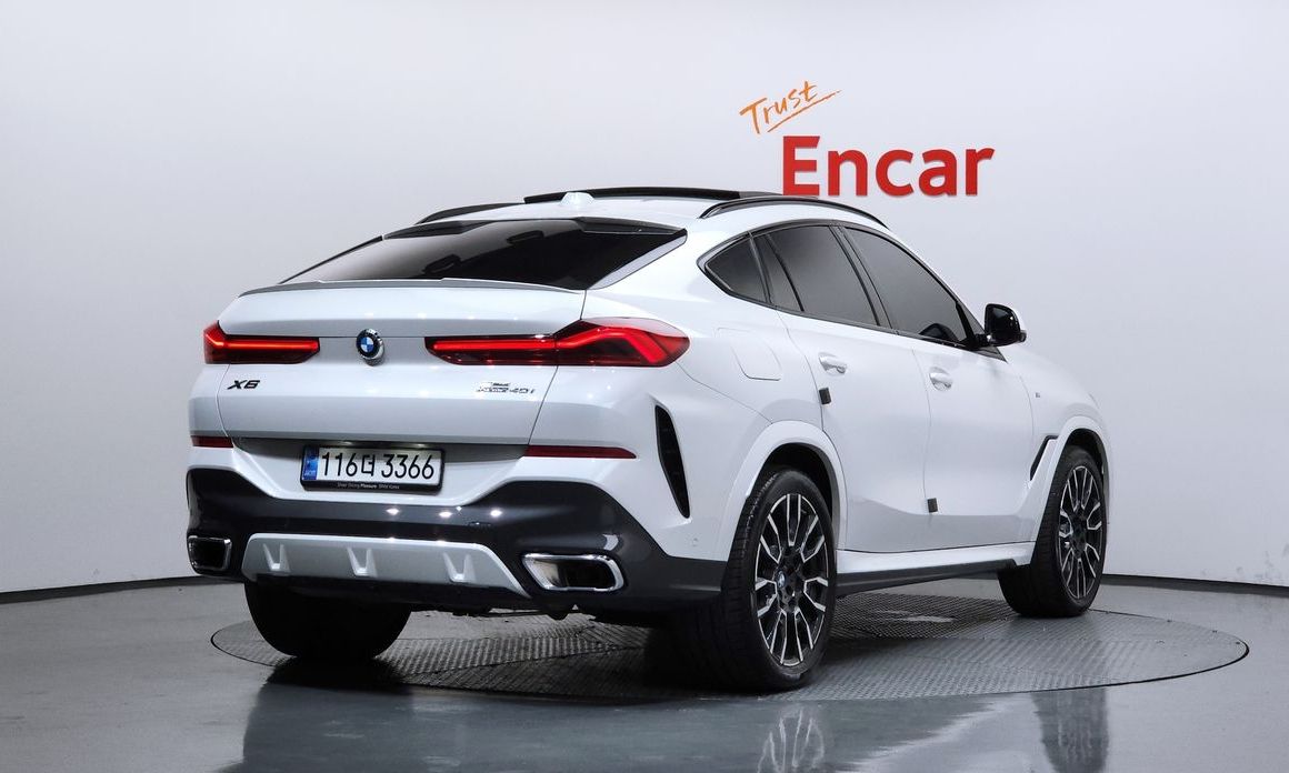 BMW X6 xDrive40i M Sport, 2025