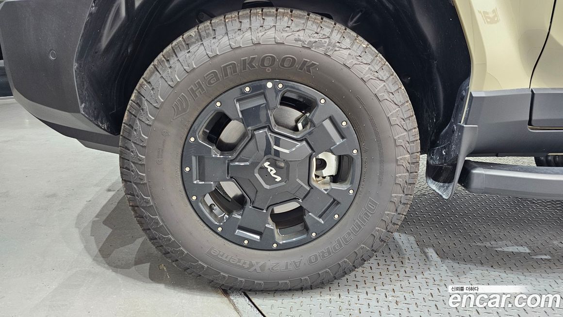 Kia Tasman 2.5T Gasoline 4WD, 2026