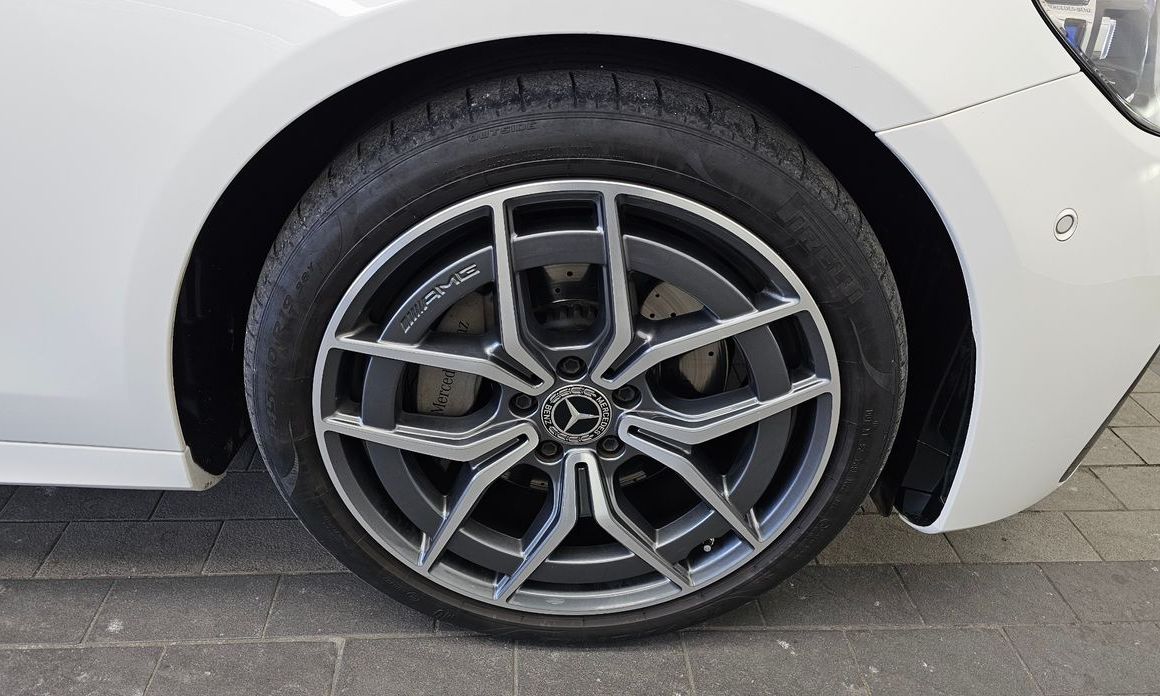 Mercedes-Benz E-Class E220d 4MATIC AMG Line, 2022