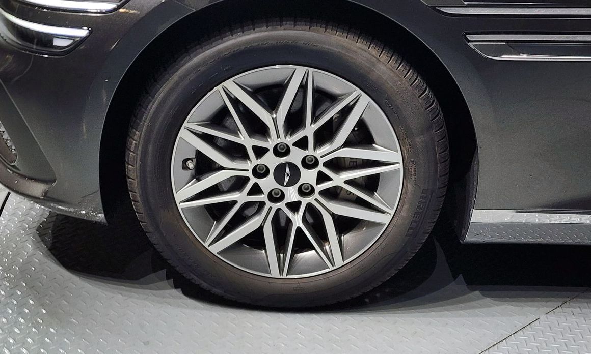 Genesis G80 Gasoline 2.5 Turbo 2WD, 2025