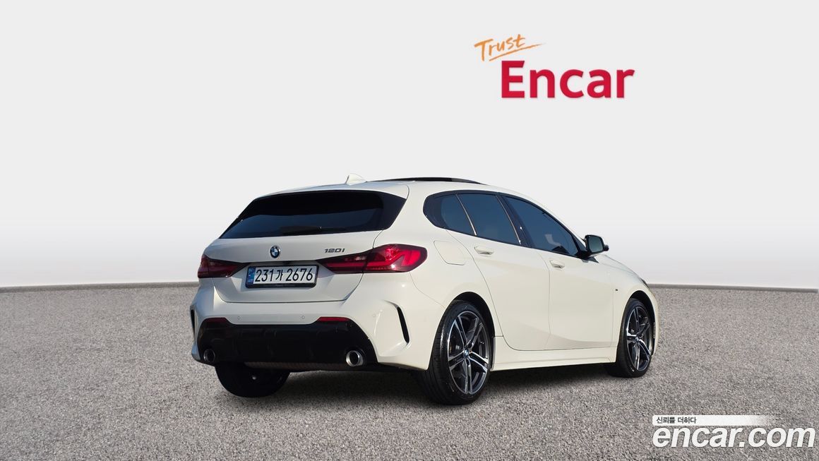 BMW 1-Series 120i M Sports, 2024