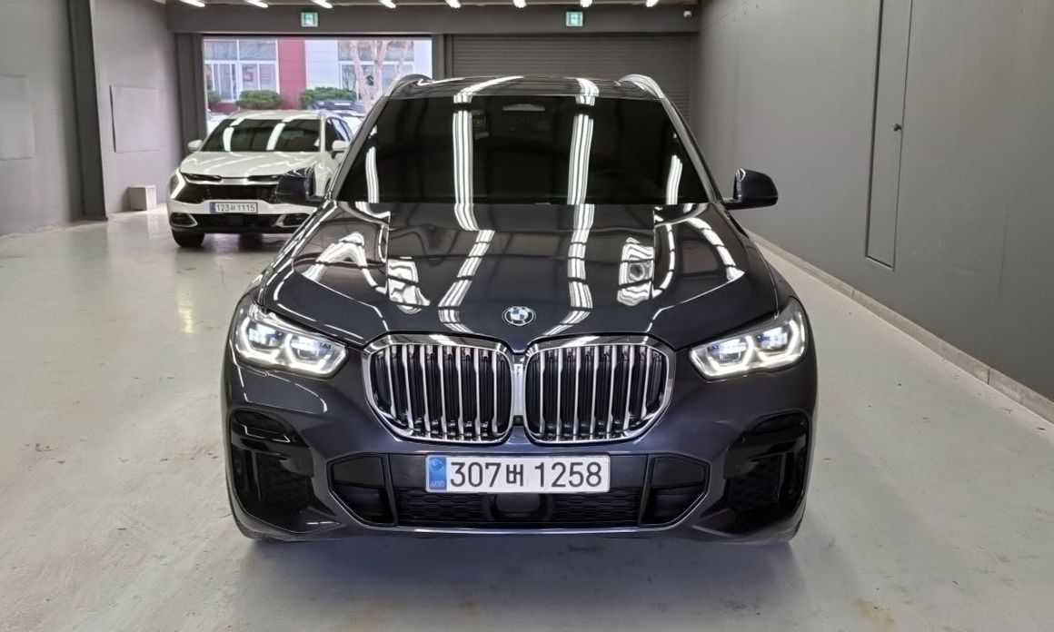 BMW X5 xDrive 40i M Sport, 2022