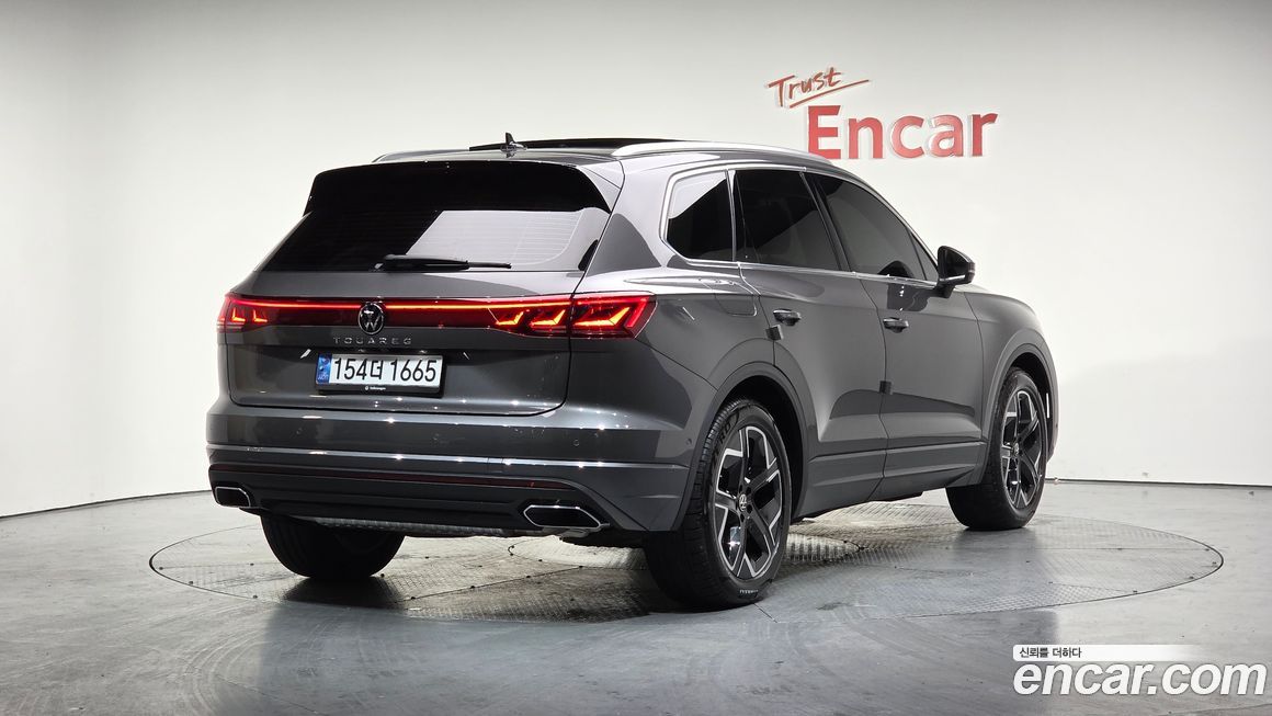 Volkswagen Touareg 3.0 TDI Prestige, 2024