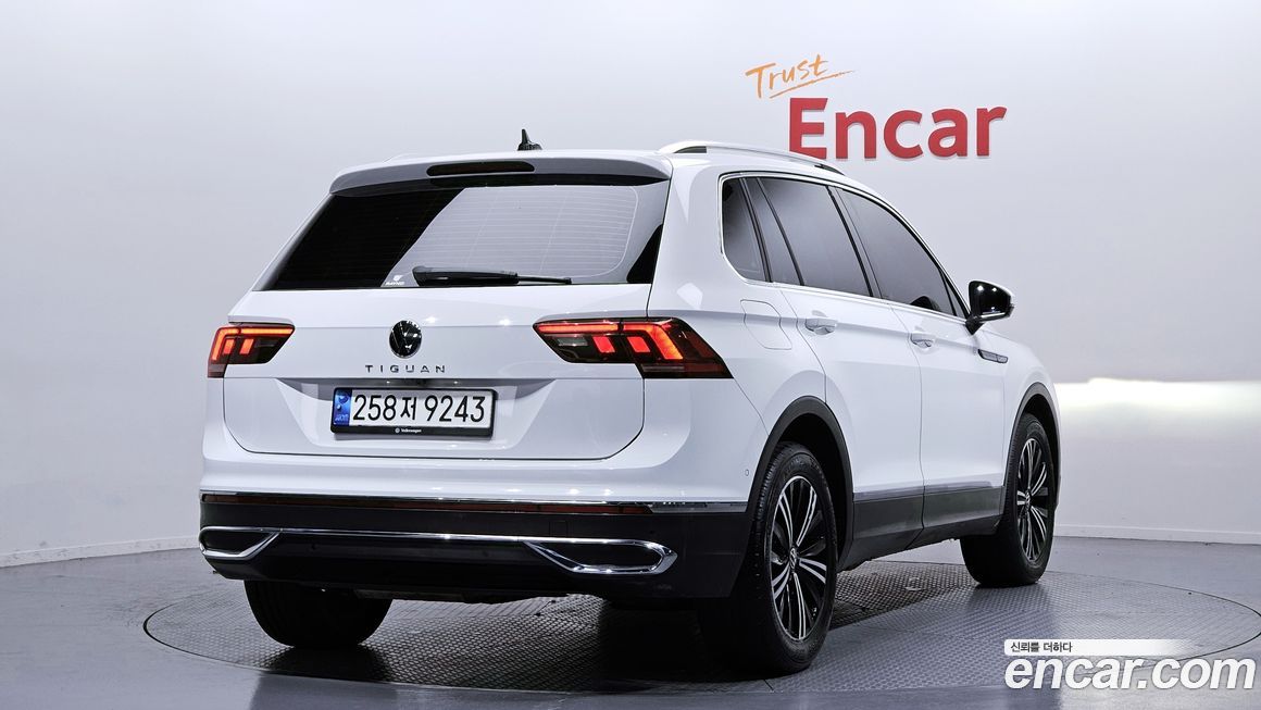 Volkswagen Tiguan 2.0 TDI Premium, 2023