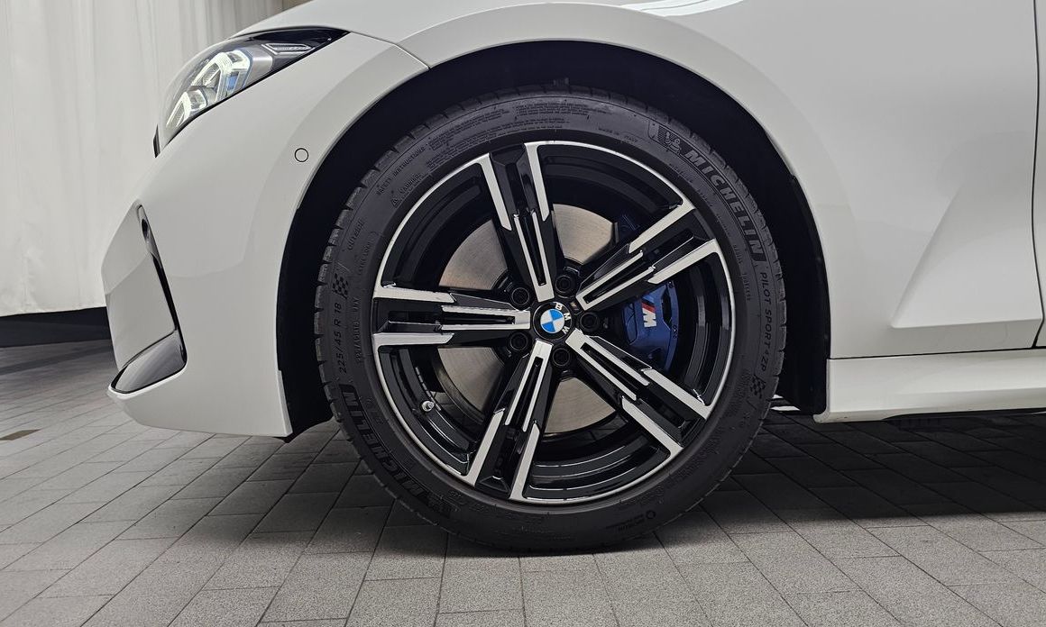 BMW 3-Series 320i M Sport, 2026