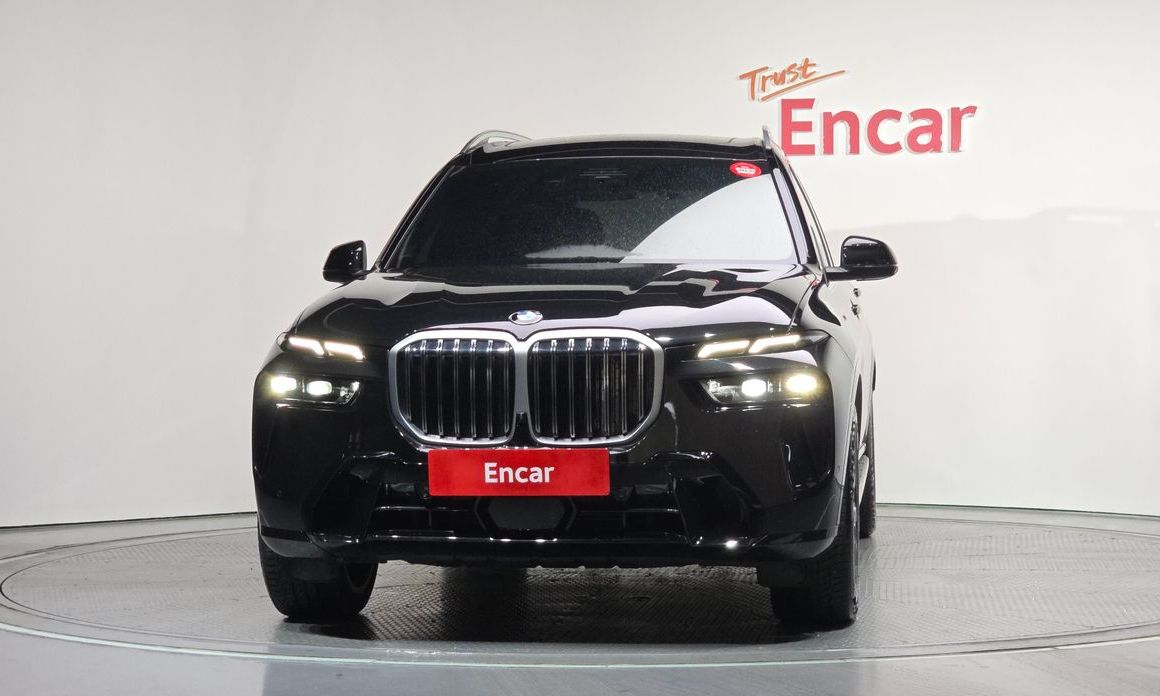 BMW X7 xDrive 40d M Sport 6STR, 2025