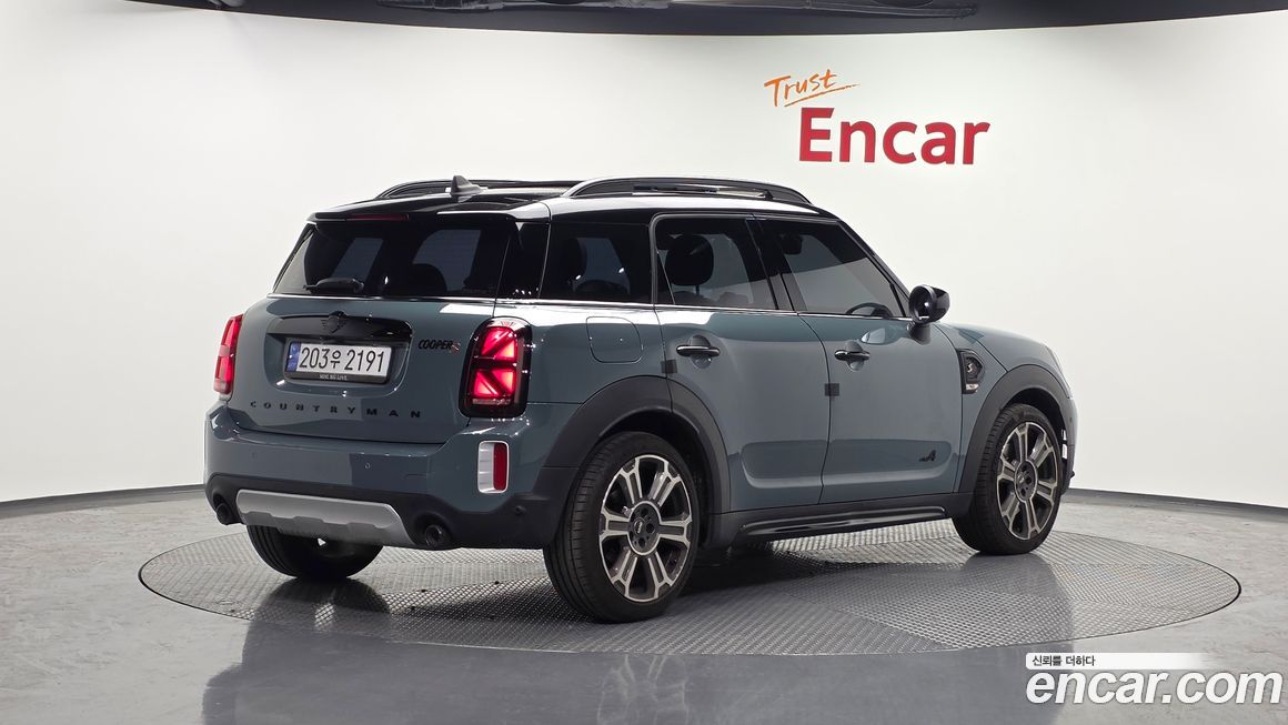 Mini Countryman ALL4 Classic Launch Pack, 2023