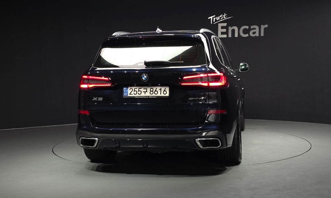 BMW X5 xDrive 40i M Sport, 2022