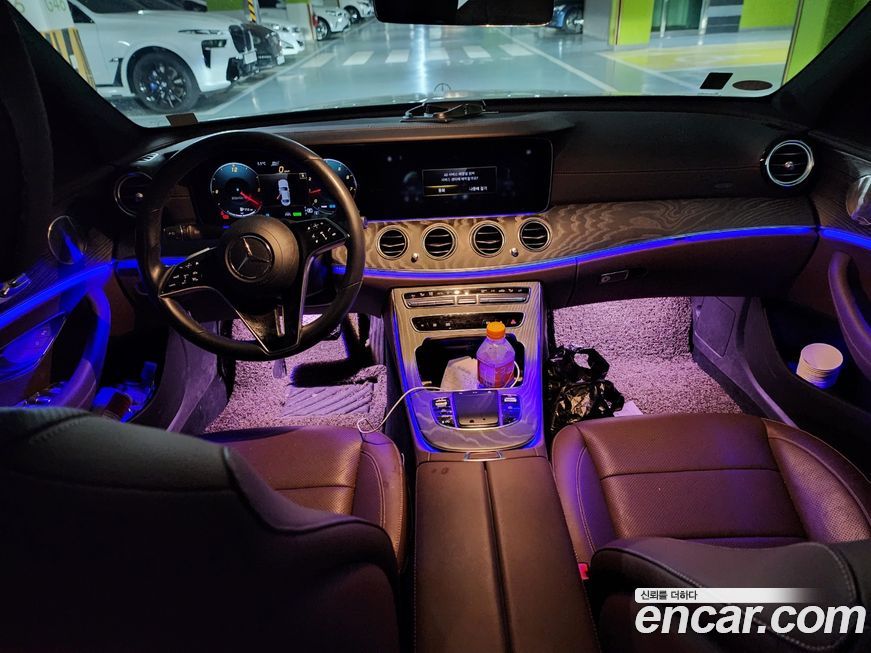 Mercedes-Benz E-Class E350 4MATIC Exclusive, 2023