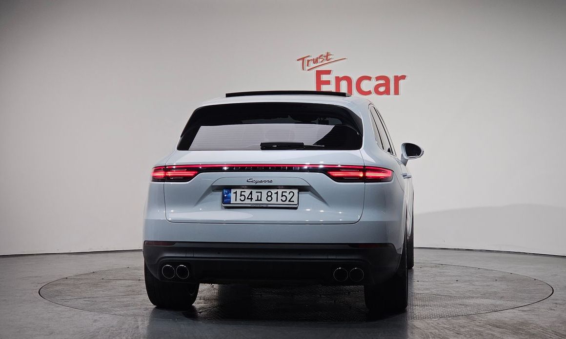 Porsche Cayenne 3.0 PLATINUM EDITION, 2023