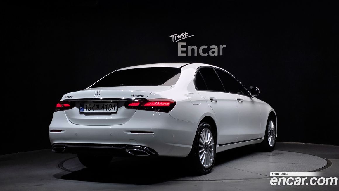 Mercedes-Benz E-Class E220d 4MATIC Exclusive, 2023