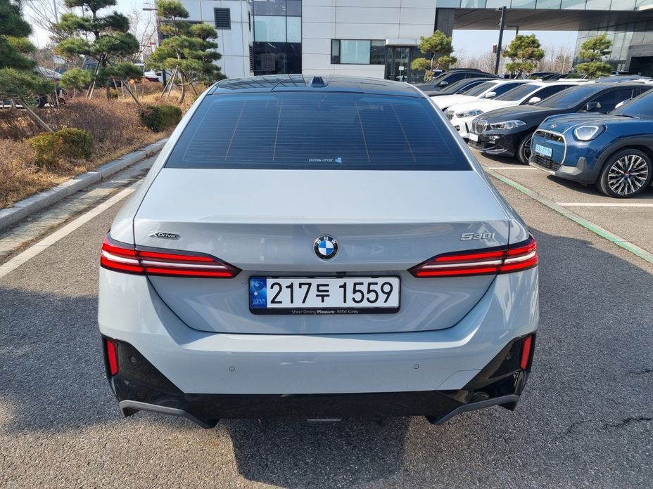 BMW 5-Series 530i xDrive M Sport, 2024