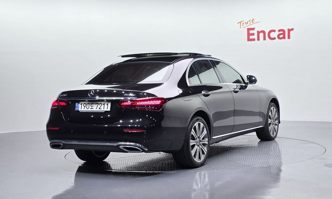 Mercedes-Benz E-Class E450 4MATIC Exclusive, 2022