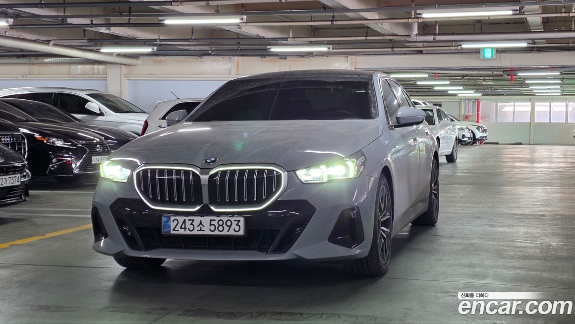 BMW 5-Series 523d M Sport, 2025