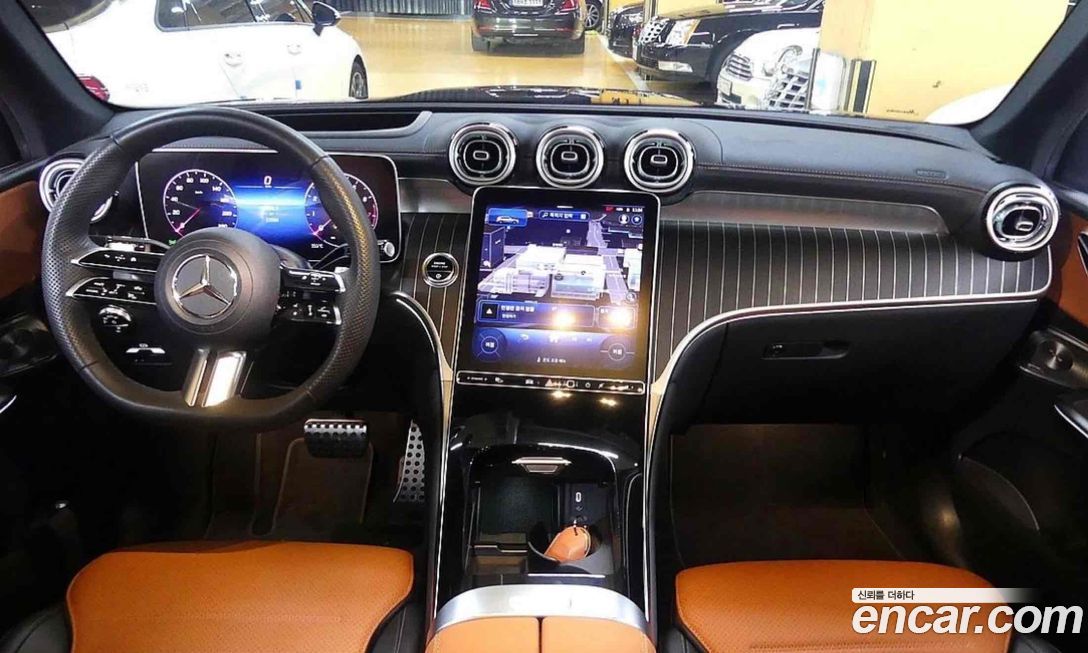 Mercedes-Benz GLC-Class GLC300 4MATIC AMG Line, 2023