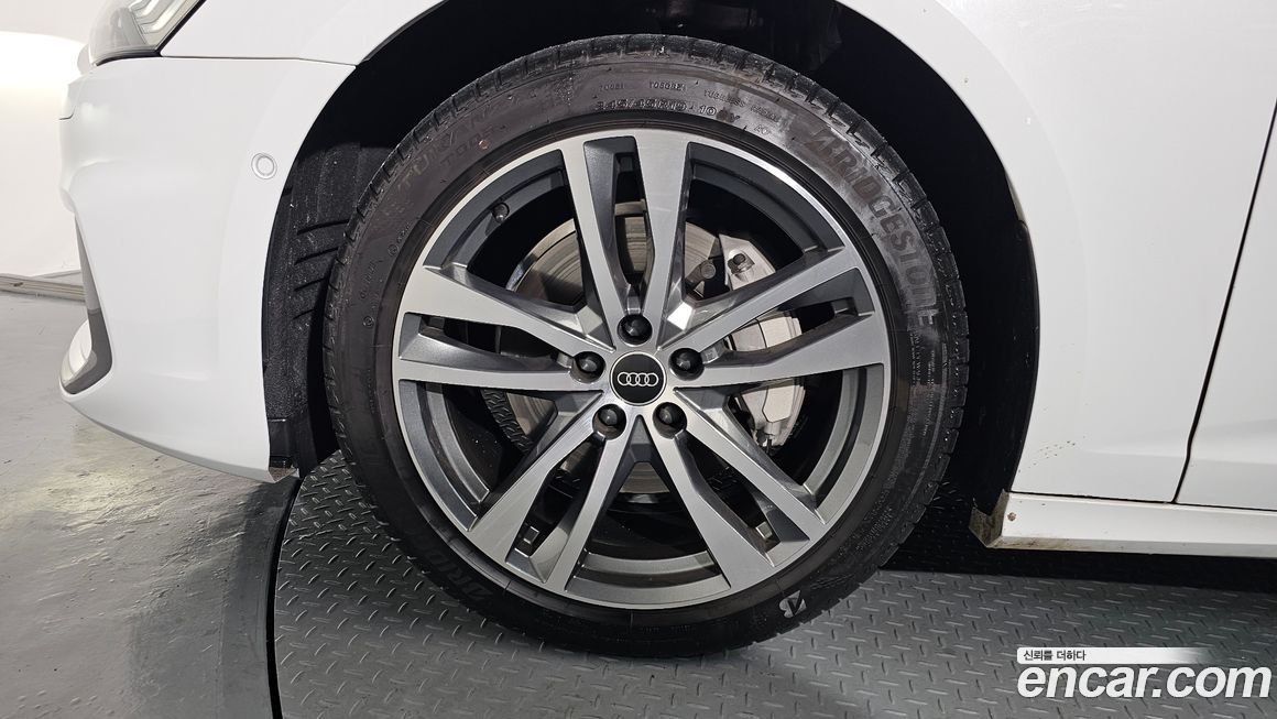 Audi A6 45 TFSI Quattro Premium, 2023