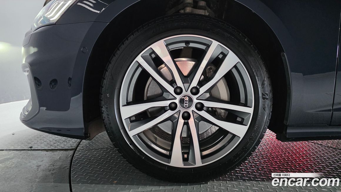 Audi A6 45 TFSI Premium, 2023