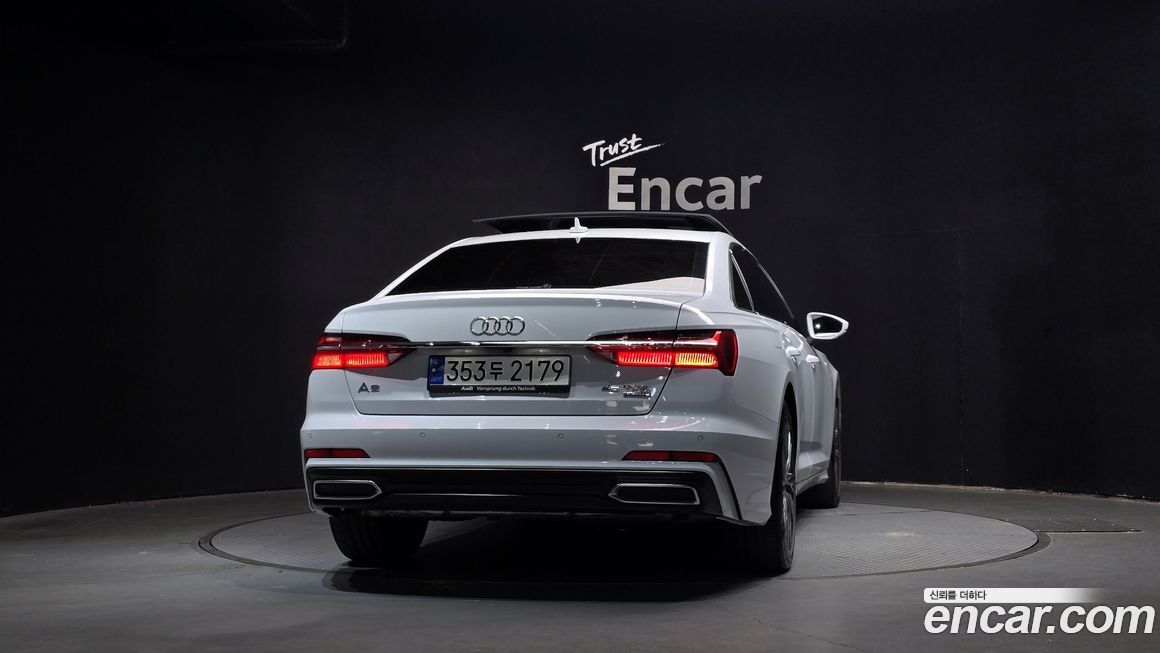 Audi A6 45 TFSI Quattro Premium, 2023