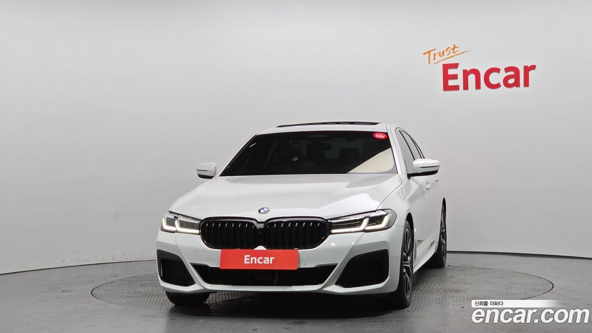 BMW 5-Series 530i M Sport Package, 2022