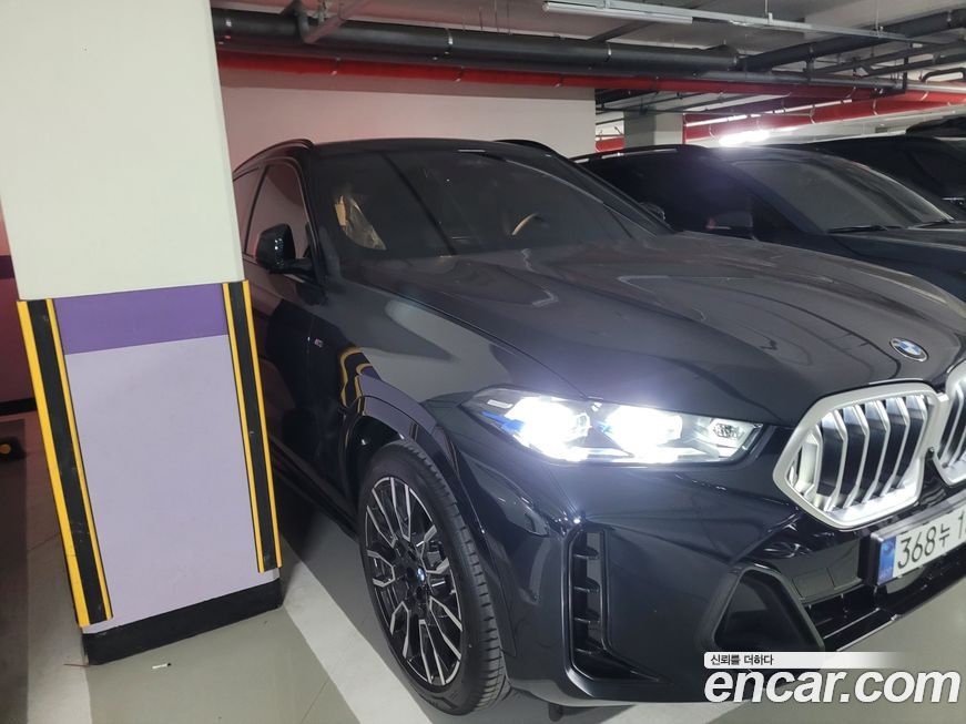 BMW X6 xDrive40i M Sport, 2025