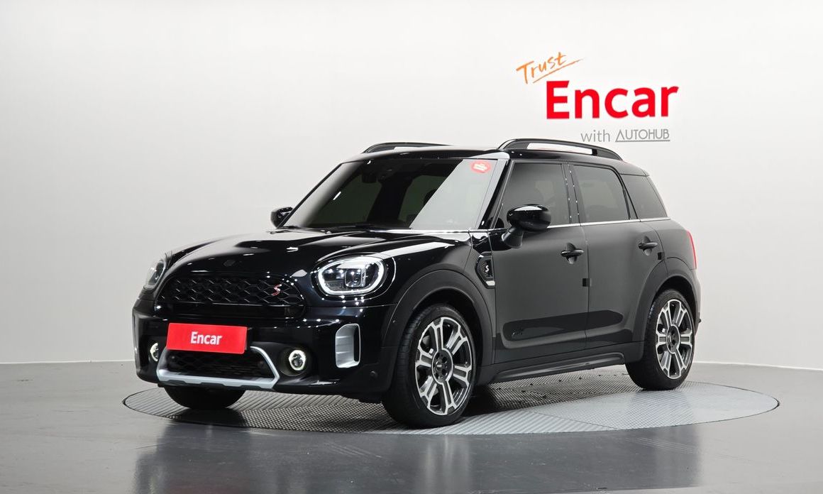 Mini Countryman ALL4 Classic Launch Pack, 2023