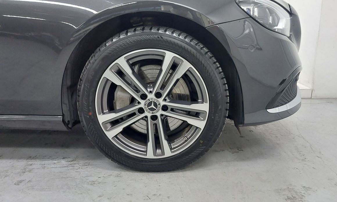 Mercedes-Benz E-Class E350 4MATIC Avantgarde, 2022