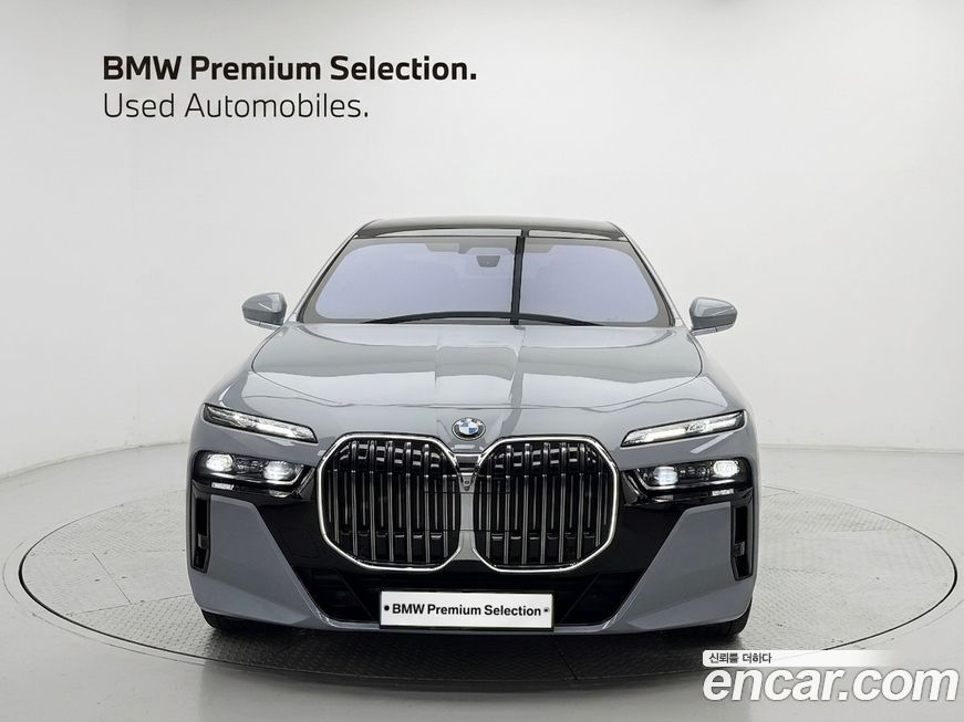 BMW 7-Series 740d xDrive M Sport, 2025