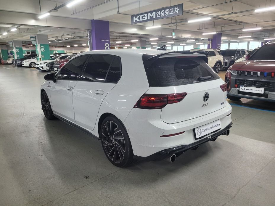 Volkswagen Golf 2.0 GTI, 2024