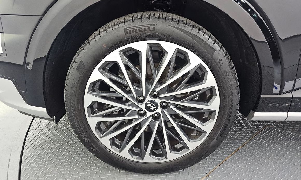 Hyundai Palisade Gasoline 2.5T 4WD 7-Seater, 2025