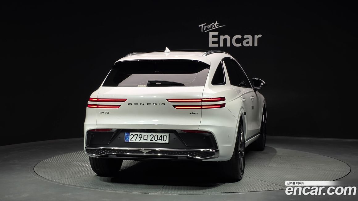 Genesis GV70 2.5T Gasoline AWD, 2025