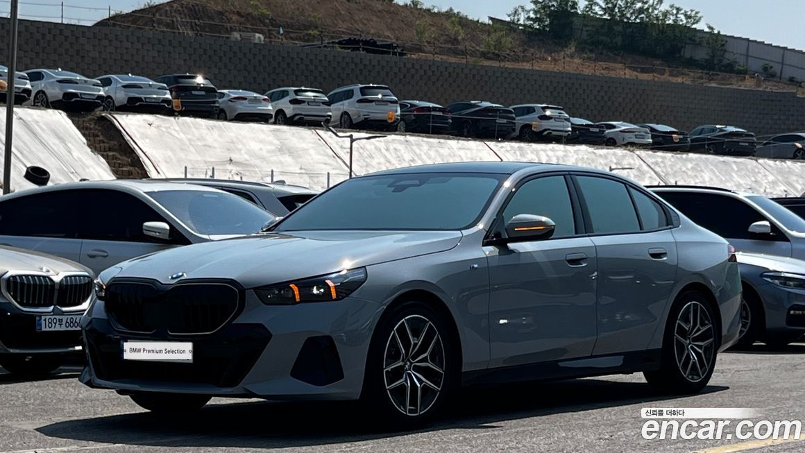 BMW 5-Series 520i Special Edition, 2024