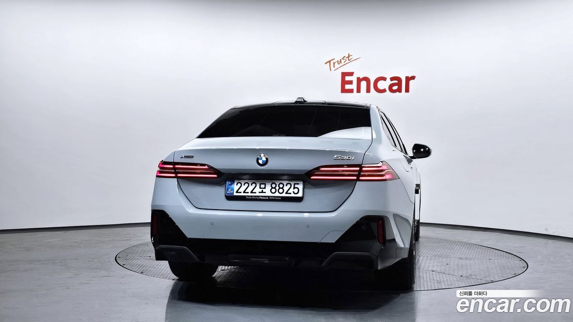 BMW 5-Series 530i xDrive M Sport, 2025
