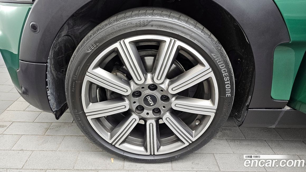 Mini Clubman Classic, 2024